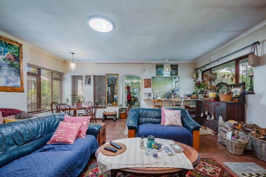 6 Bedroom Property for Sale in Golden Acre Western Cape